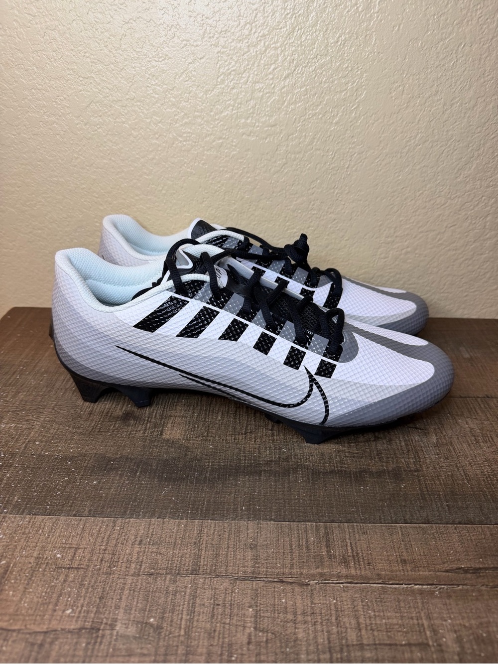 Nike Vapor Edge Speed 360 “White Photon Dust”
- Size 12 Men.